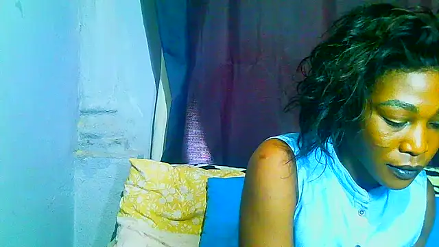 Chat +18 de freaky_naughty ao vivo