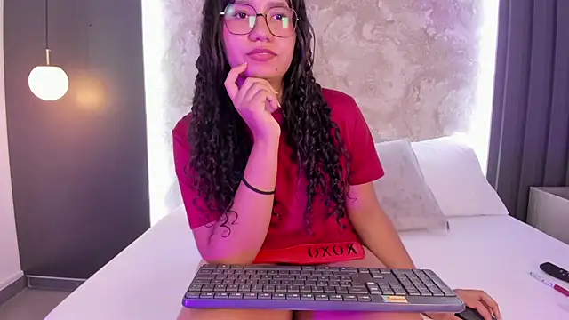 alysson_moon_'s Live XXX Chat