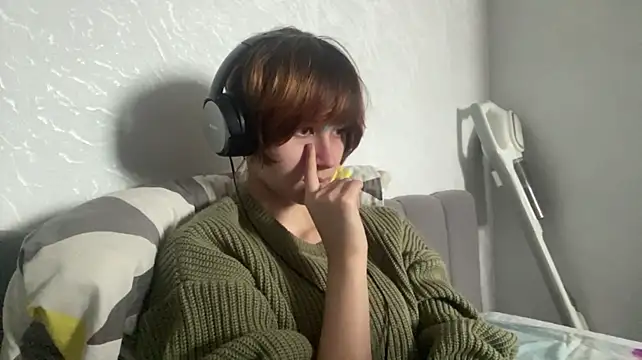 RacquelKapitulaのライブXXXチャット