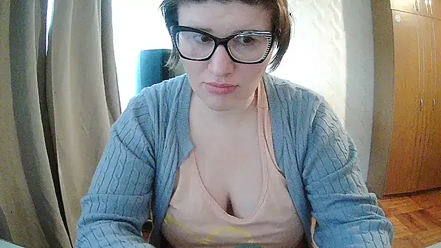 Jolinaha Adlı Modelin Canlı XXX Sohbeti