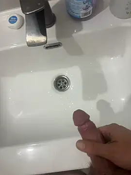 xxxIC1n Live XXX chat