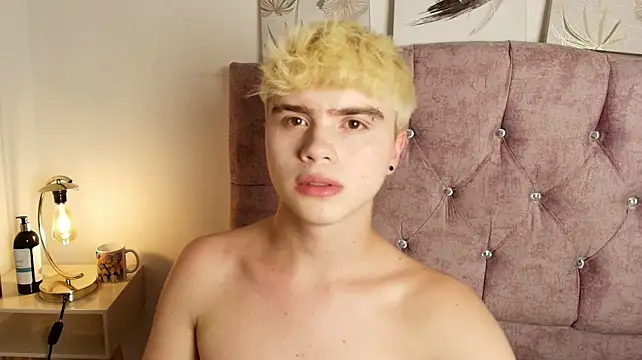 Živý XXX chat Ian_Stone