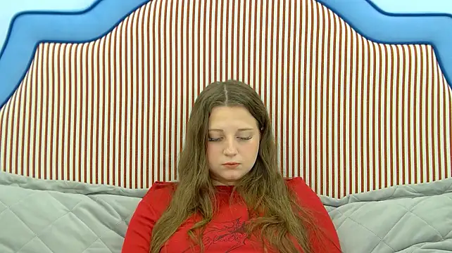 MaryMarmont: онлайн-секс-чат