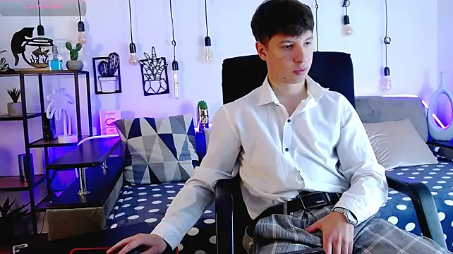 ThomasEdisonn – Naživo XXX chat