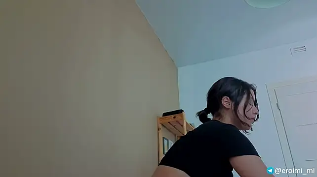 Eroimi - Rub my pussy in doggy