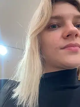 ValenciaShock Chat XXX live