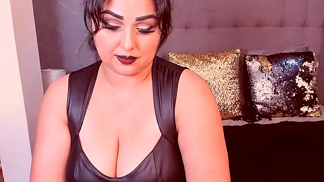 SelenaNoctis - start my week wet..