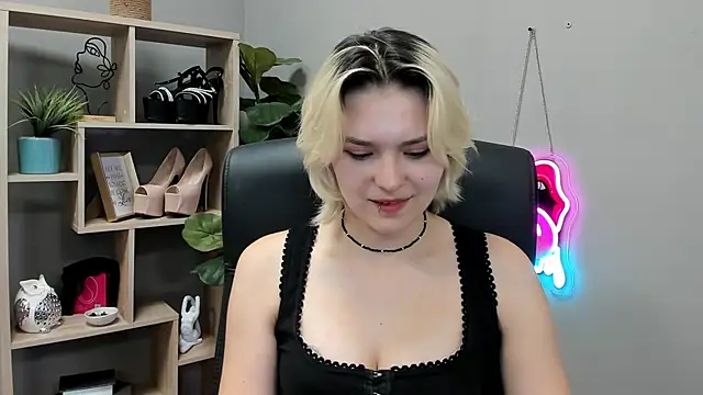Chat +18 de SweetLilyxo ao vivo
