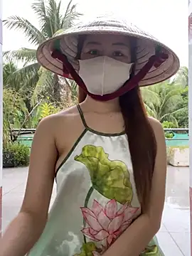 My_Melodyy - Make me cum pussy in public garden 🪴😈