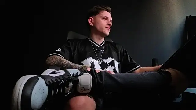 FelixStarkk 现场XXX聊天
