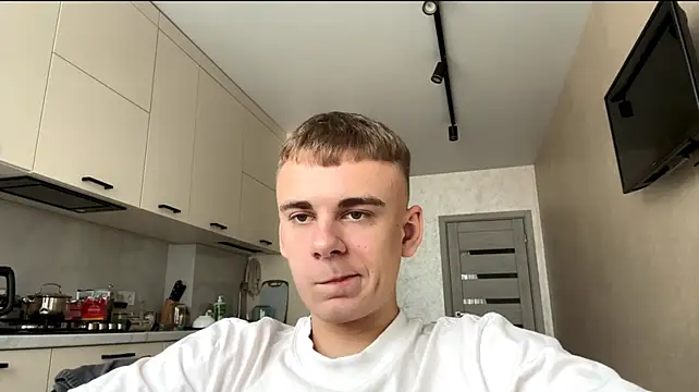 Онлайн чат XXX SoloFury