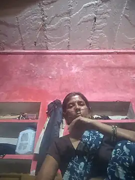 Yanvi_sunenaji69 - मै इस साइट पर नई हु कृपया फालतू लोग पपकर