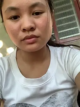 Nhuyensexy - Make me happy