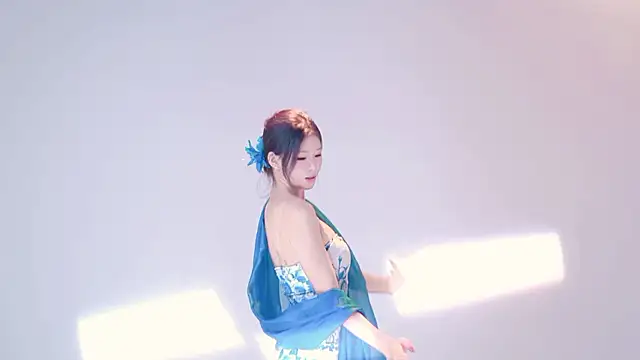 IVE-111 即時 XXX 聊天