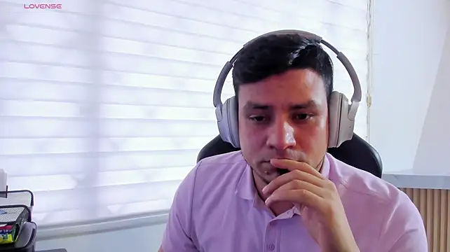 Chat XXX en directo de Rick_Adams