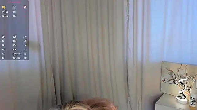 MaireLanda - Hand in my panty + massage