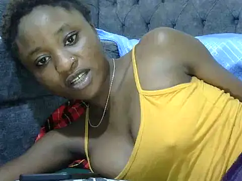 SweetTemptationKE's Live XXX Chat