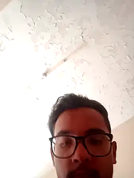 RK_rajput Chat XXX in diretta