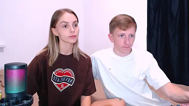 juliaanddima Chat XXX in diretta