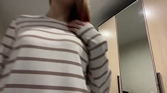 Arimy - Lets put my hand under my shirt!😈
