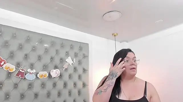 Chat XXX en directo de anette_cooper