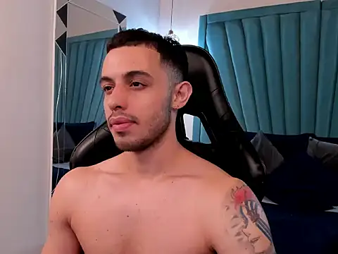 Austin_coljs Live XXX-Chat