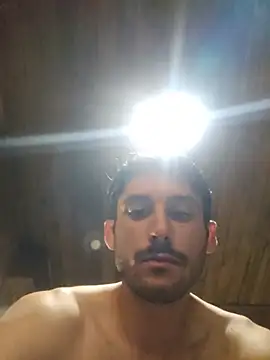 Juansilvajr Live XXX-Chat