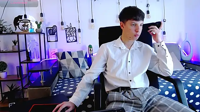 ThomasEdisonn Adlı Modelin Web Kamerası Şovu