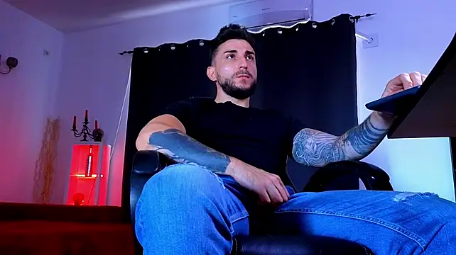 Онлайн чат XXX MightyAaron66