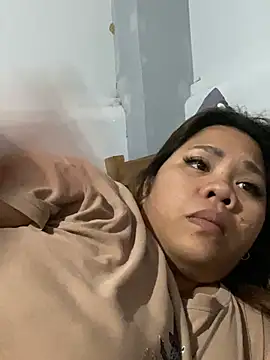 -CLARAMommy- Chat XXX live