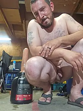 UncutHammer69 XXX чат на живо
