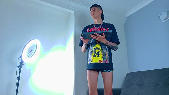 แชท XXX สดของ BryanGrey__