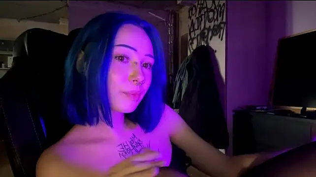 AnnieTouch's Live XXX Chat