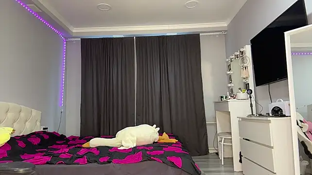 ShadowBarbie - finger in ass