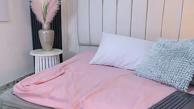 Miley_Lugo - 🔥TOUCH MY SWEET PUSSY🔥