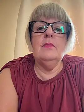 German-Milf-Angie Live XXX-chat