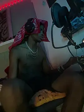 DaeDotFrankyLoko's Live XXX Chat
