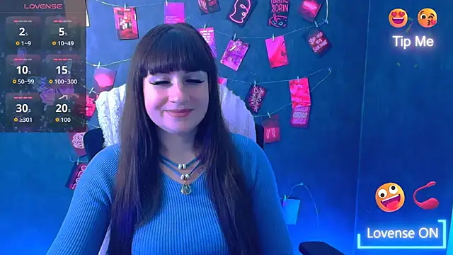 צ'אט XXX בשידור חי של Violla_My