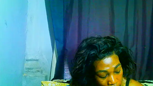 freaky_naughty Chat XXX in diretta
