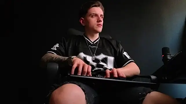 FelixStarkk Live XXX-chat