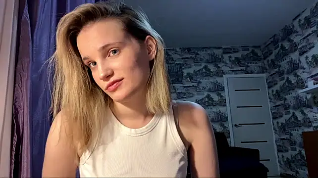 ShantelleFambrough - Close up eye contact