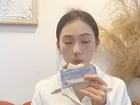 Qianyi1212 - 真空五分钟