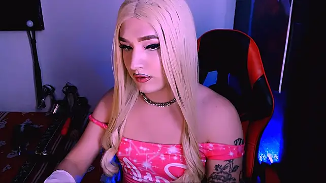 bubble_red live XXX chat