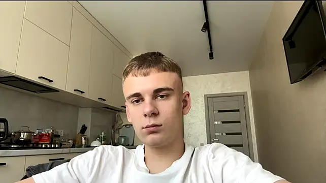 Онлайн чат XXX SoloFury