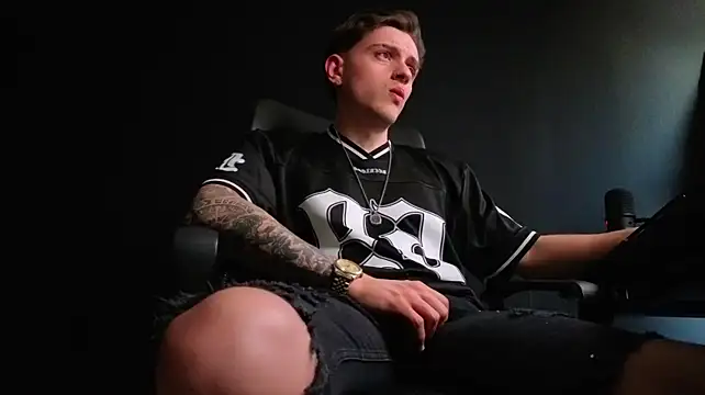 XXX chat uživo modela FelixStarkk