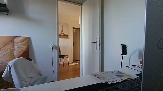 alpha-hunk Live XXX Chat