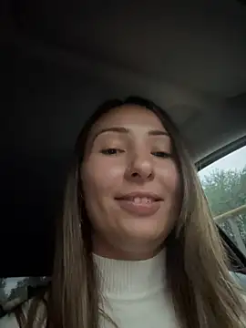Chat +18 de Wonder_Kari ao vivo