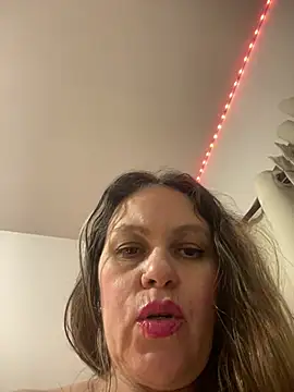 Chat +18 de hayri11 ao vivo