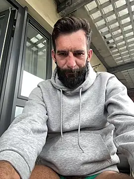 Michel_huge Live XXX-Chat