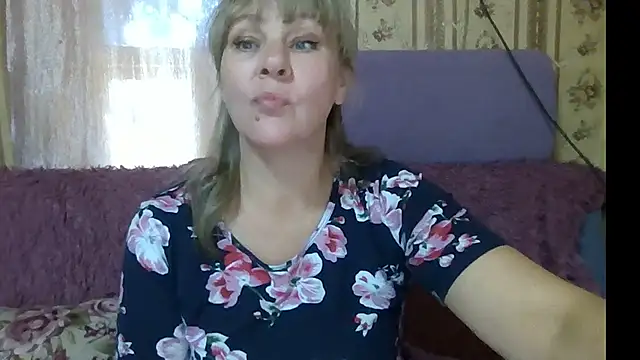 karina_ren_ Chat XXX in diretta